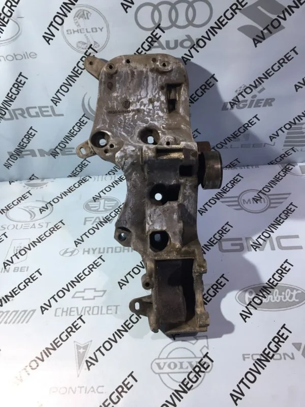 Кронштейн компрессора кондиционера Renault Logan I рестайлинг (2009—2015)