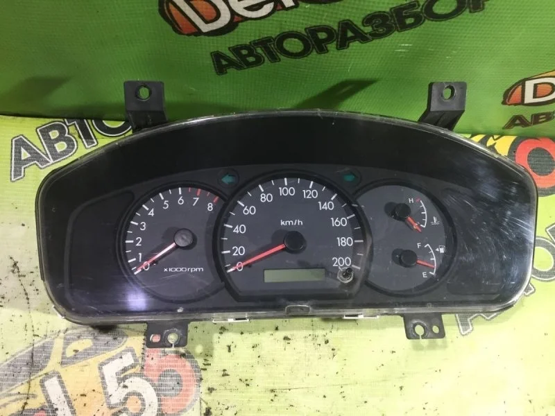 Щиток приборов Kia Rio I (1999—2002)