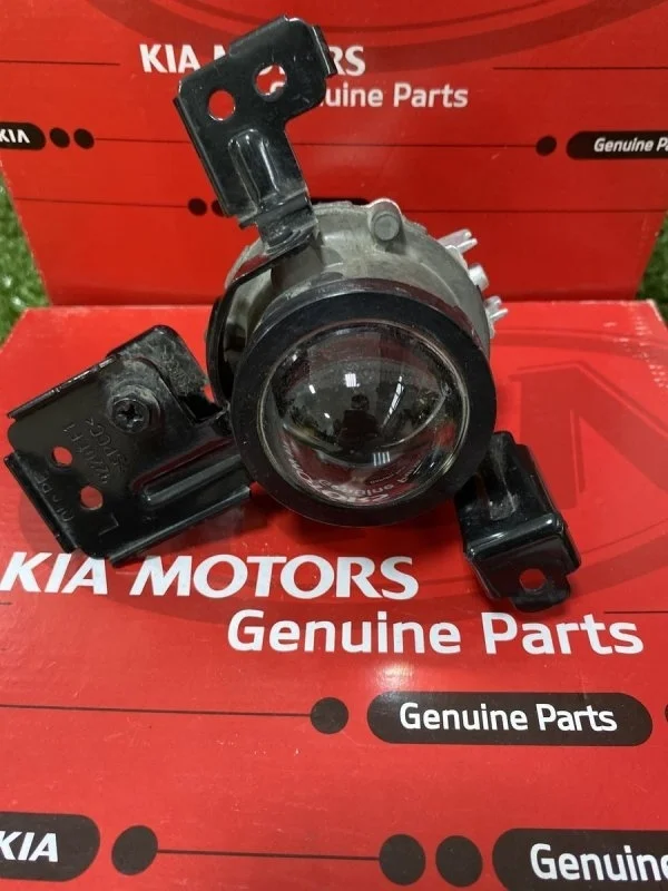 Фара противотуманная Kia Sportage IV (2015—2018)