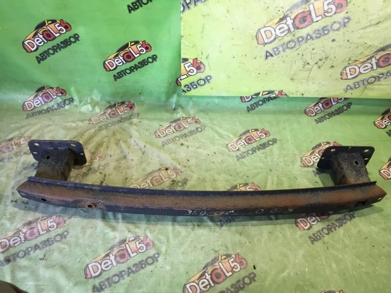 Усилитель бампера Ford Focus III (2011—2015)