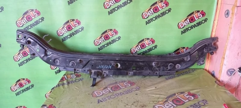 Панель передняя Renault Megane II (2002—2006)