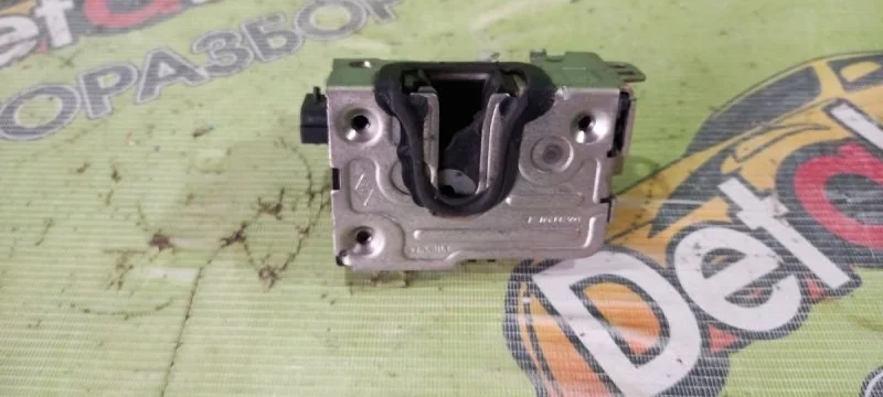 Замок двери Renault Logan I рестайлинг (2009—2015)