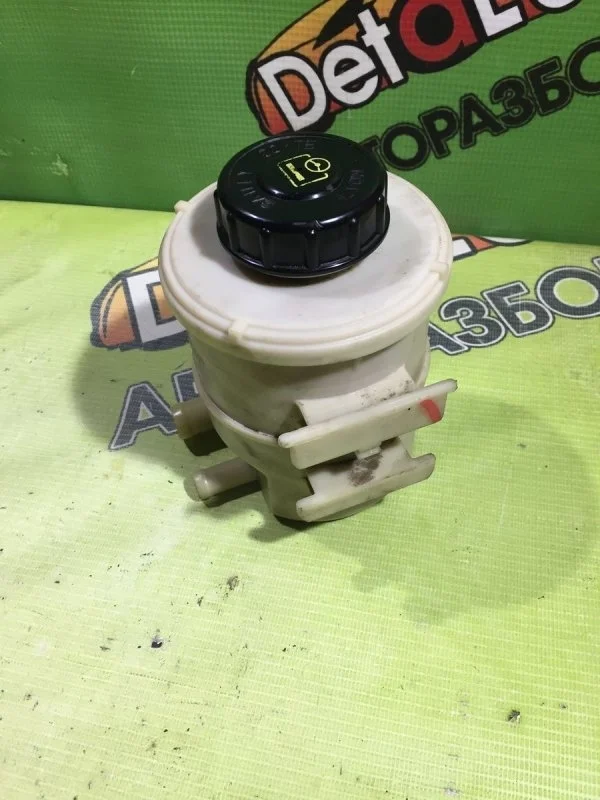 Бачок ГУР Renault Logan I рестайлинг (2009—2015)