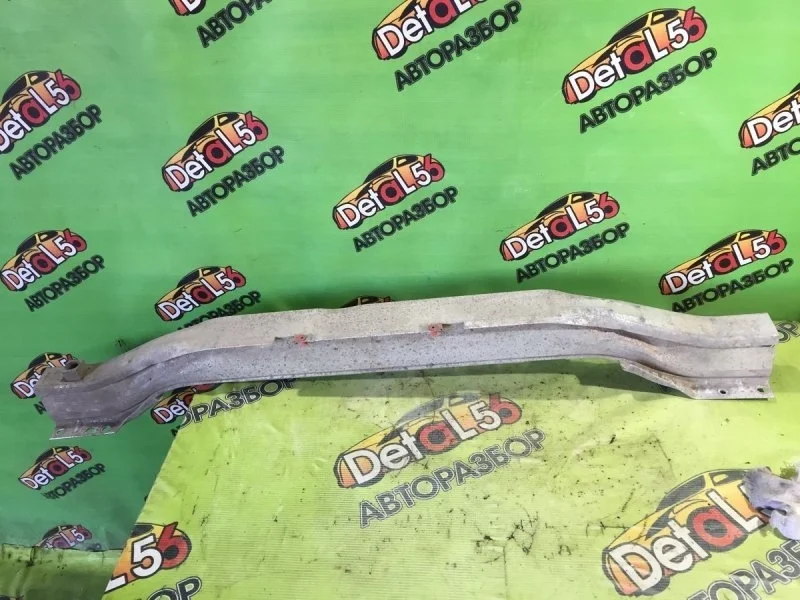 Усилитель бампера Opel Astra H (2004—2007)