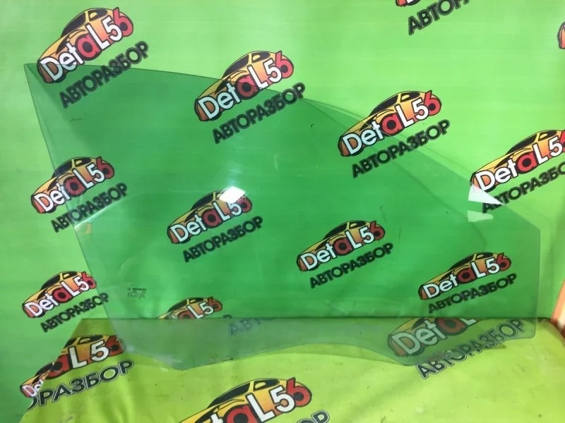 Стекло двери Renault Megane II (2002—2006)