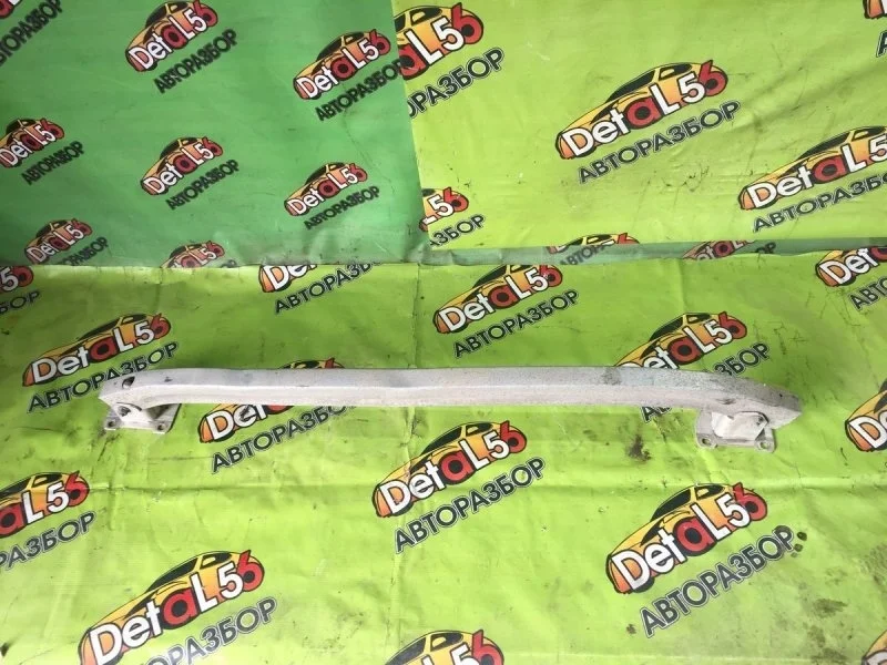 Усилитель бампера Renault Megane II (2002—2006)