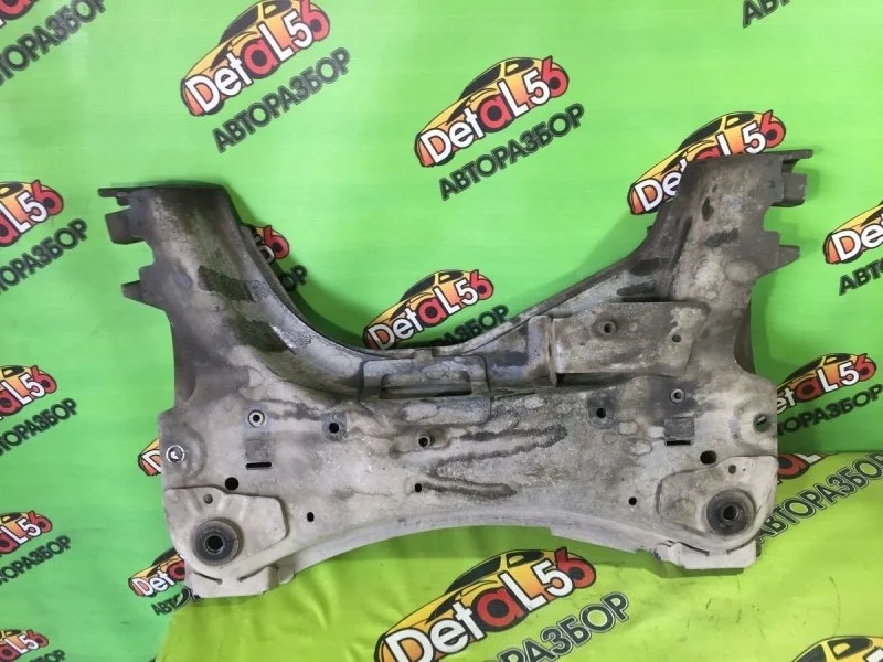 Подрамник Renault Megane II (2002—2006)