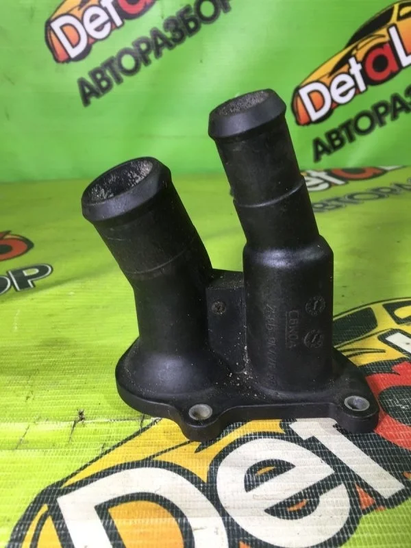 Корпус термостата Ford Fiesta Mk5 (2002—2008)