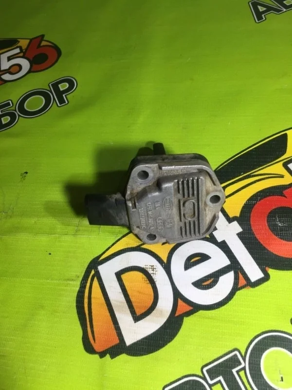 Датчик уровня масла Volkswagen Golf Plus I (2005—2009)