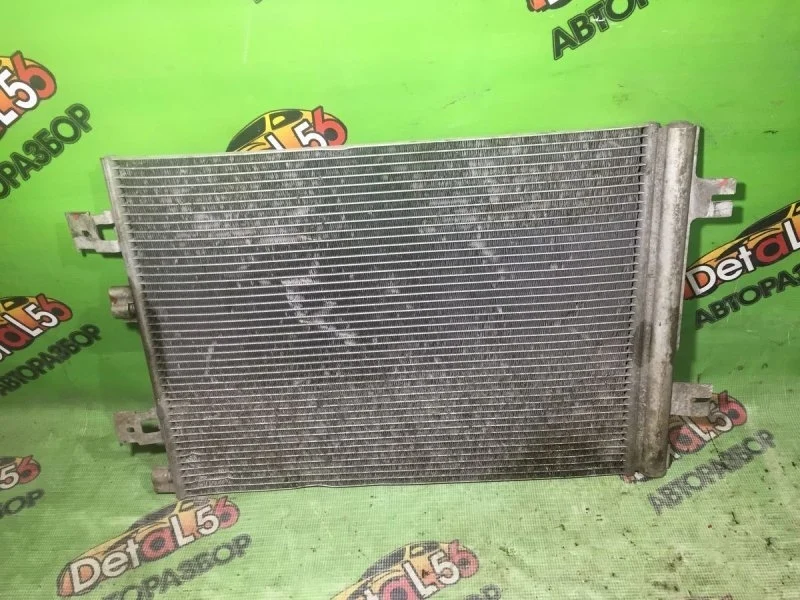 Радиатор кондиционера Renault Logan I рестайлинг (2009—2015)