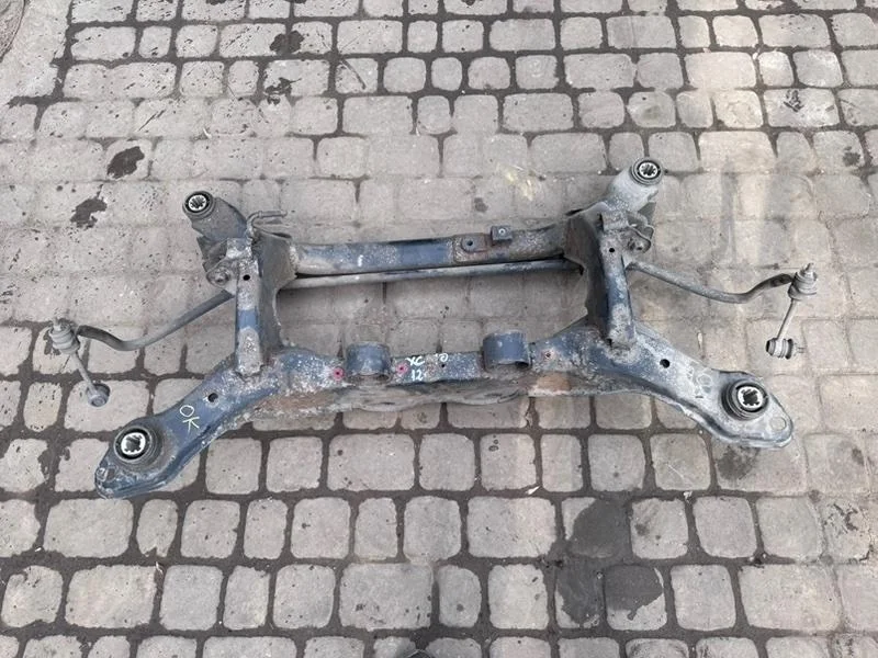 Подрамник volvo XC70