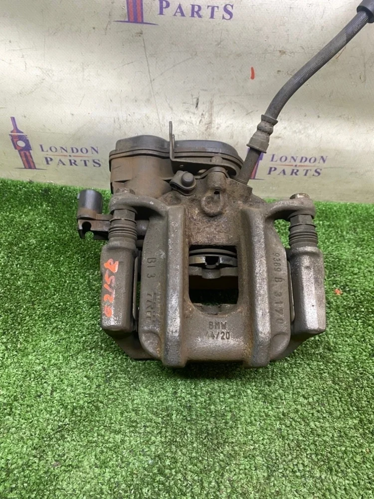 Суппорт тормозной BMW F10