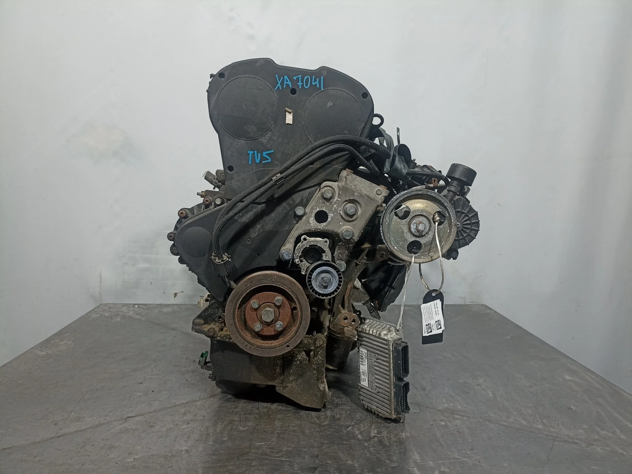 ДВИГАТЕЛЬ EW10J4-RFN PEUGEOT CITROEN 0135AJ XA7041-0827683