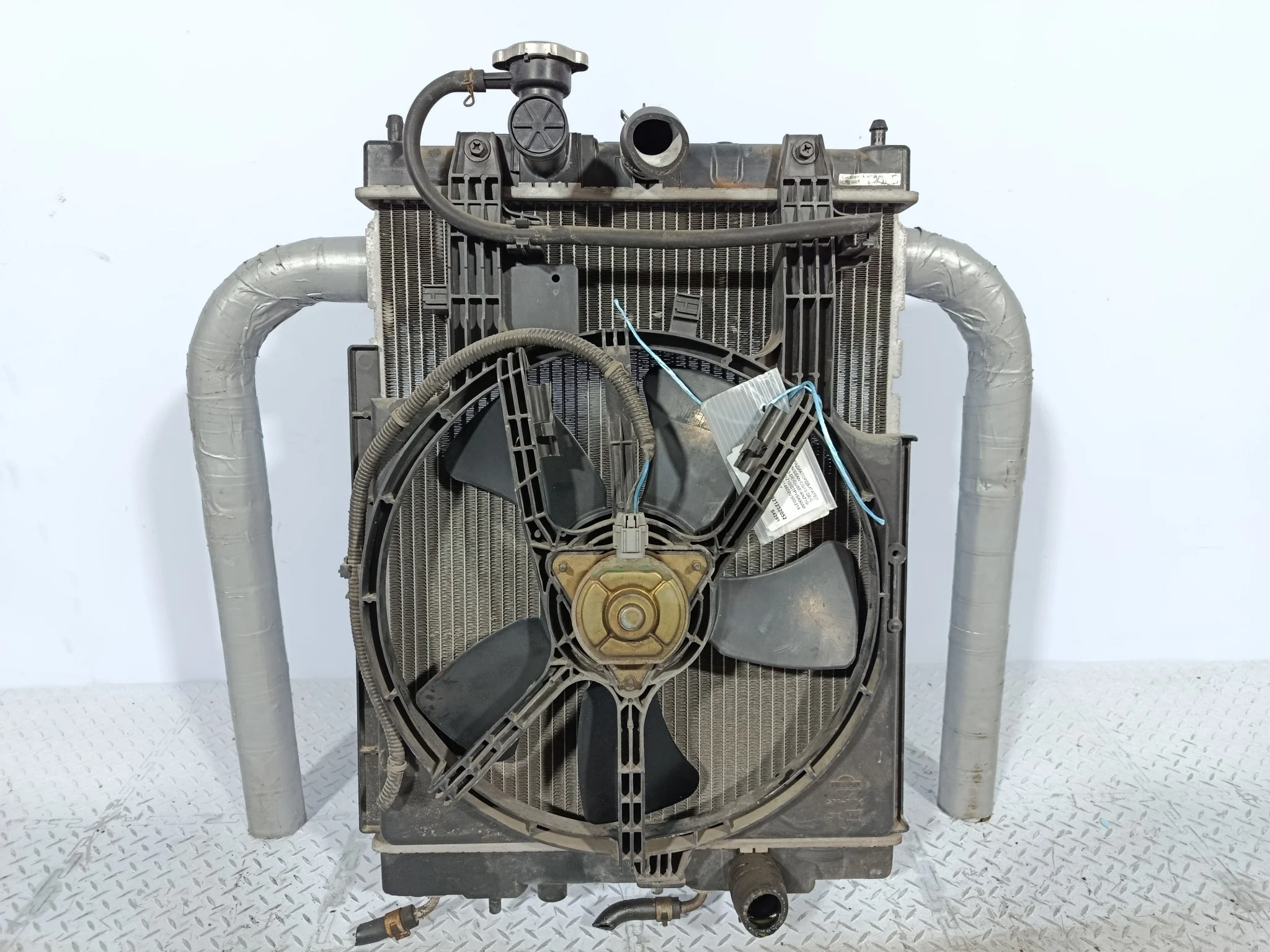 РАДИАТОР ДВИГАТЕЛЯ NISSAN 214602U300 S4291