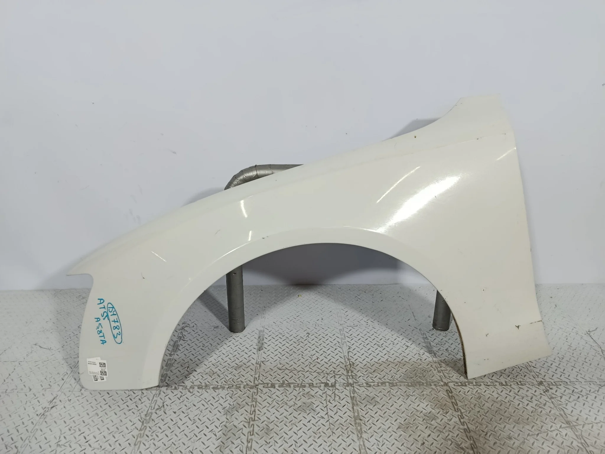 КРЫЛО AUDI A5 S5 8T0821105H ПЕРЕДНЕЕ ЛЕВОЕ белый, S9R DY783