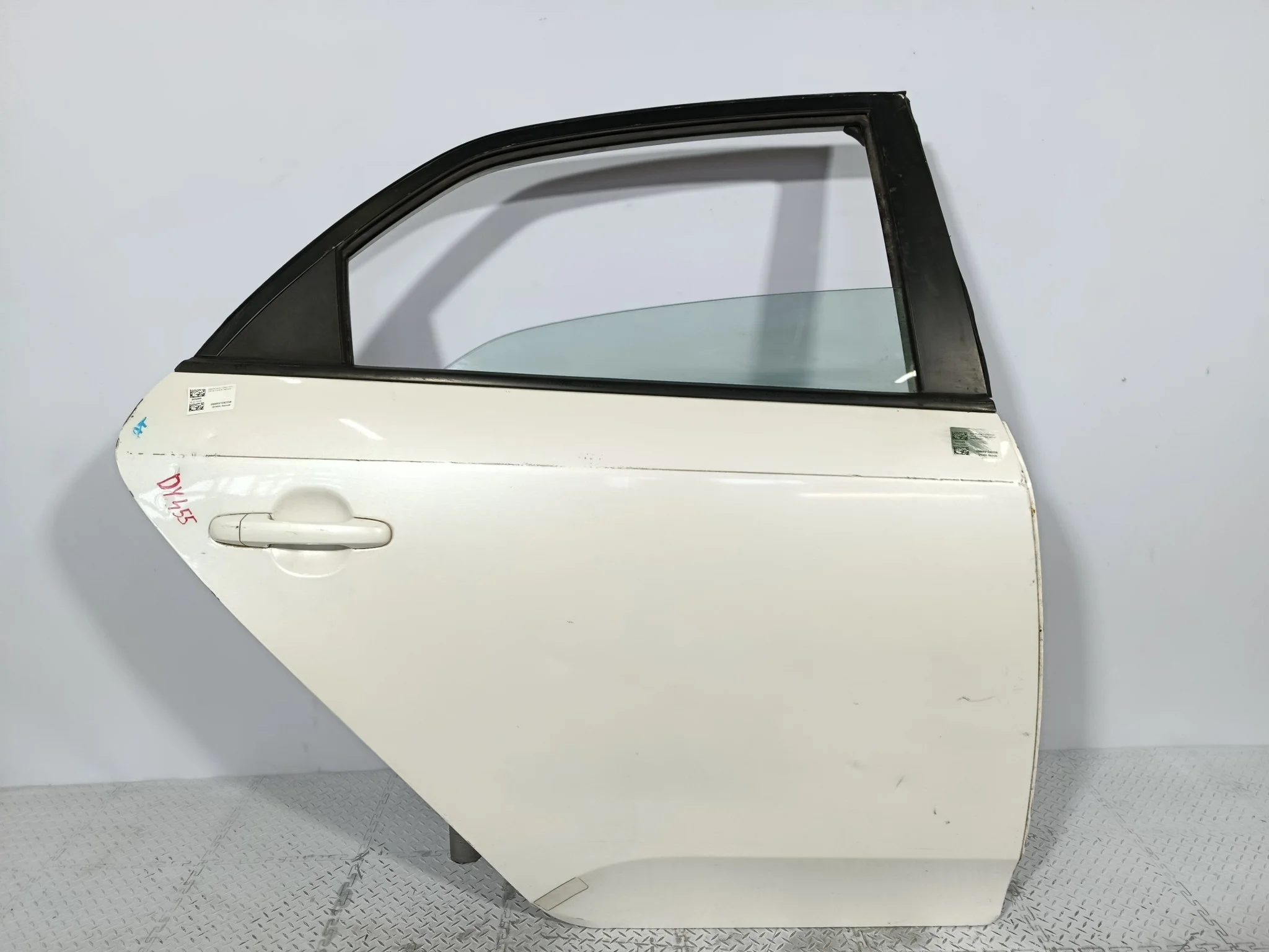ДВЕРЬ KIA CERATO FORTE 770041M010 ЗАДНЯЯ ПРАВАЯ белый DY455