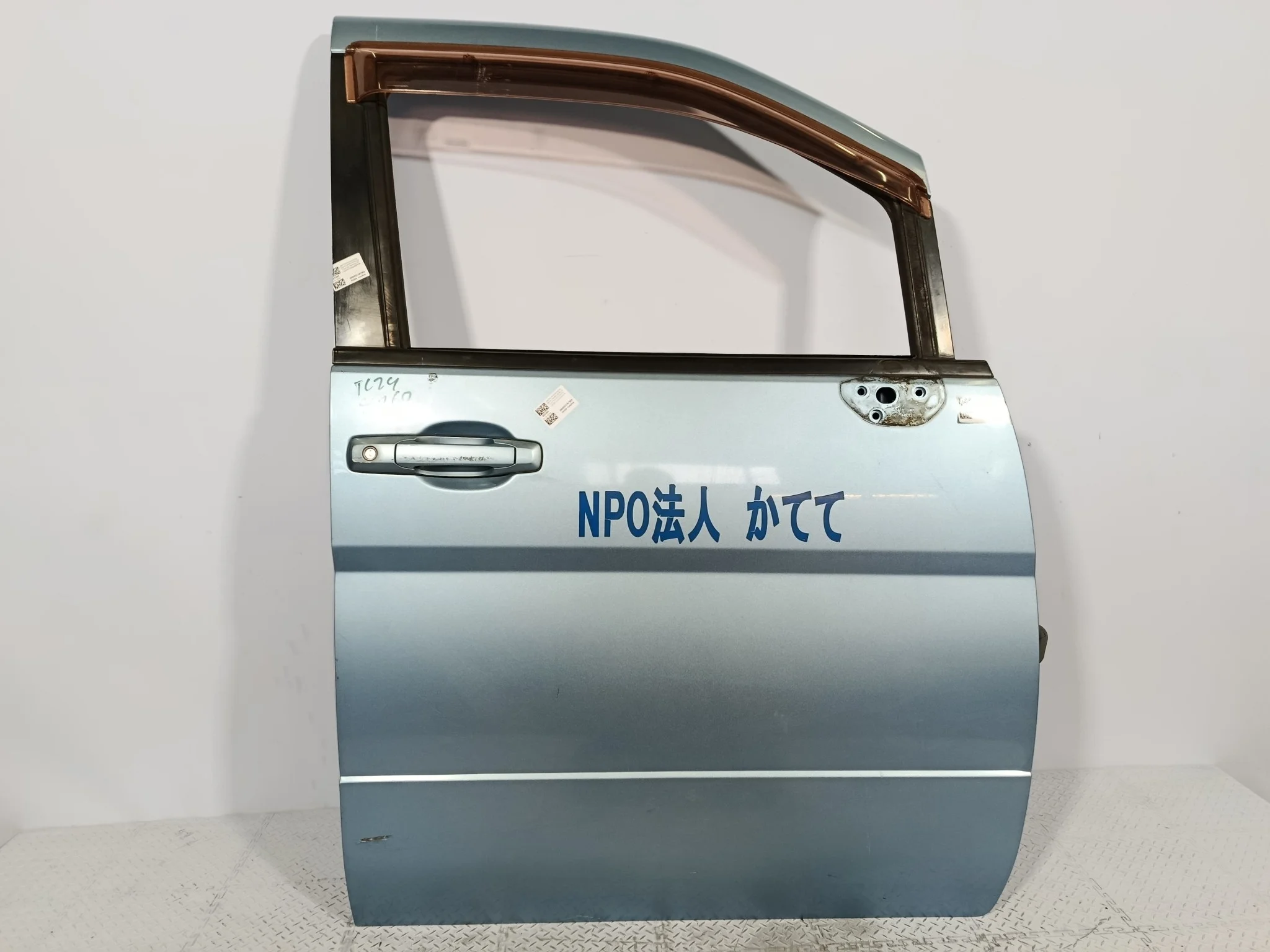 ДВЕРЬ NISSAN SERENA H01004N0MM ПЕРЕДНЯЯ ПРАВАЯ голубой, B10 S4260