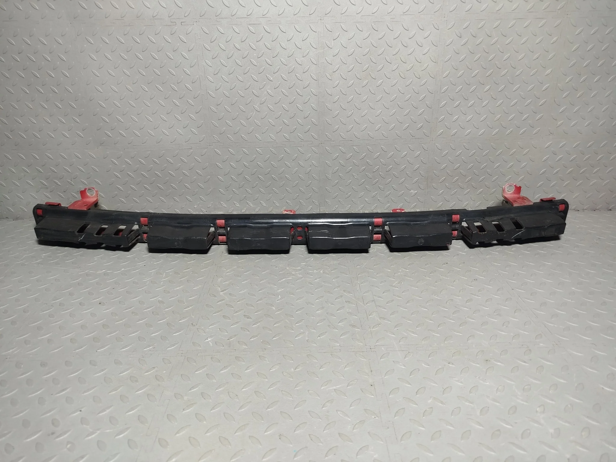 УСИЛИТЕЛЬ БАМПЕРА SUZUKI ПЕРЕДНЯЯ НИЖНЯЯ 5828062J00