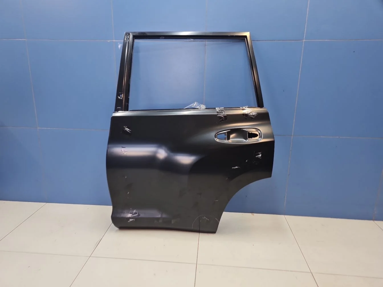 Дверь левая задняя для Toyota Land Cruiser Prado 150 2009-