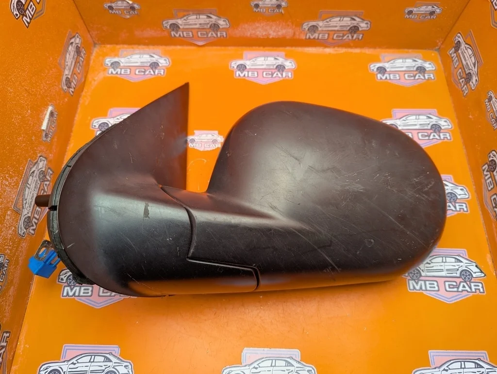 Зеркало левое Mercedes-Benz