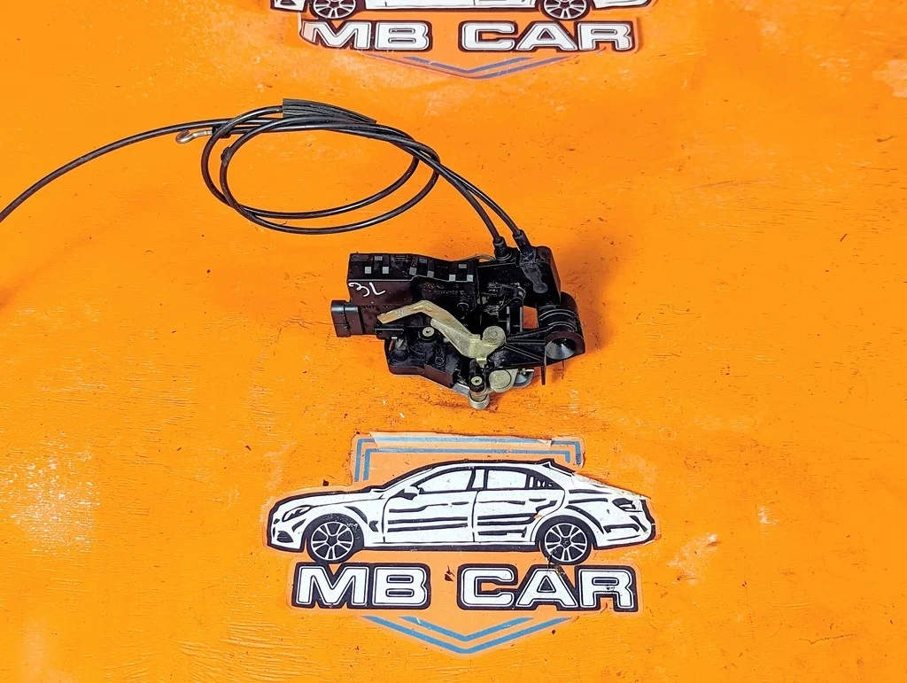 Замок двери задней левой Mercedes-Benz