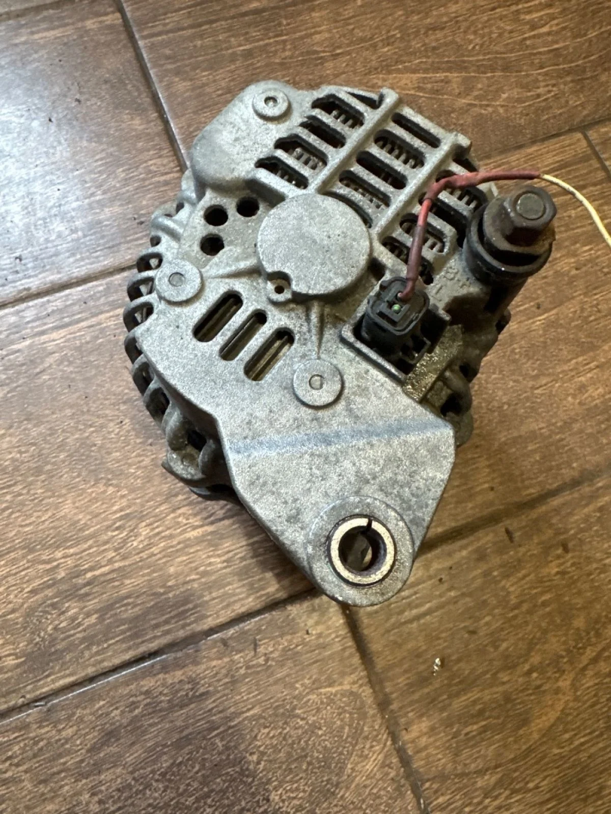 Генератор Renault Logan I (2004—2009)