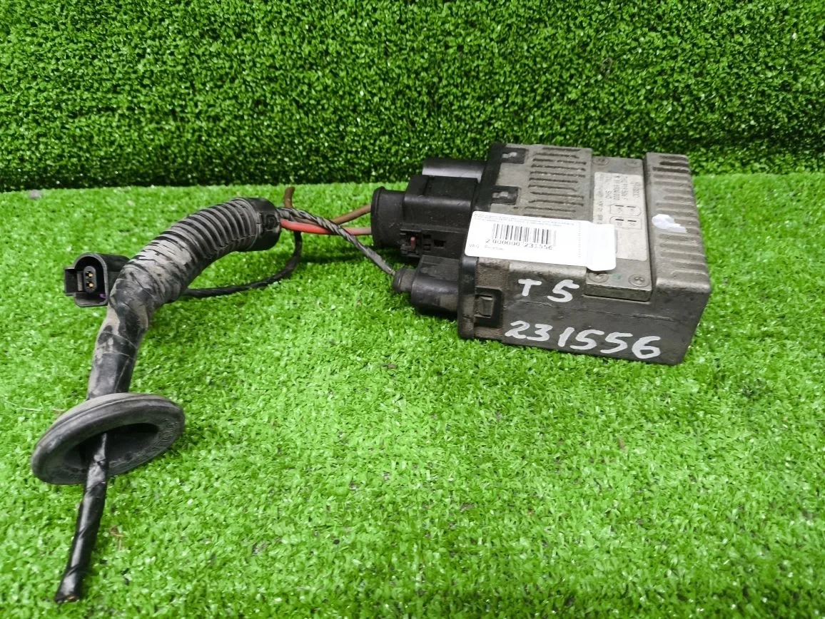 Блок управления вентиляторами VOLKSWAGEN TRANSPORTER T5 2003- 4 фишки б/у TRANSPORTER T5(2003-2015)