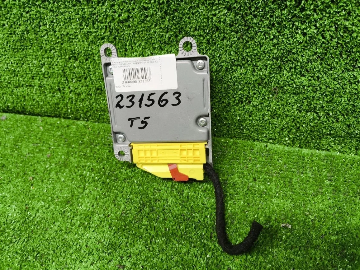 Блок управления подушками безопасности AIR BAG VOLKSWAGEN TRANSPORTER T5 2004- б/у TRANSPORTER T5(2003-2015)