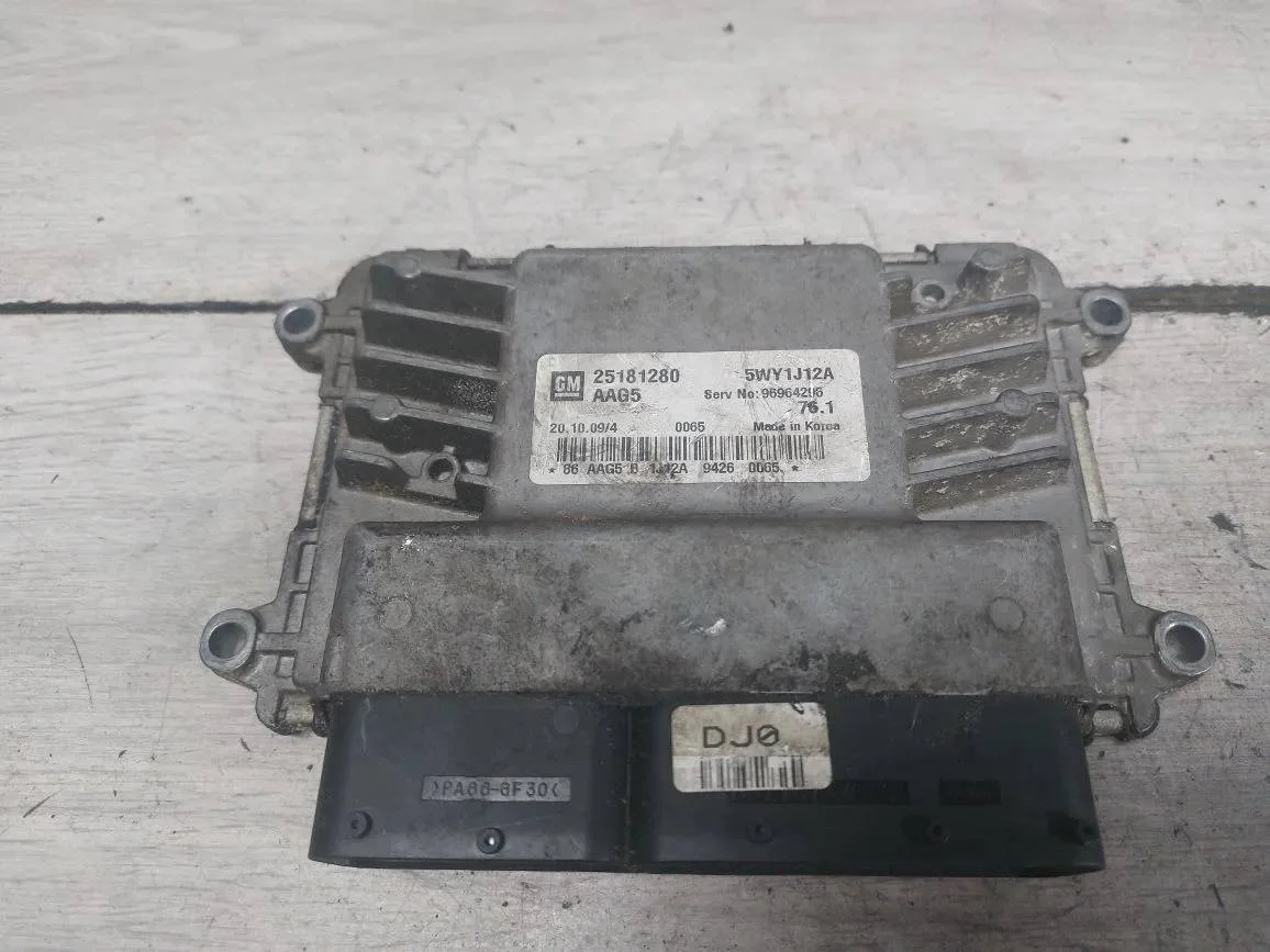 блок управления двигателем Chevrolet Cruze J300