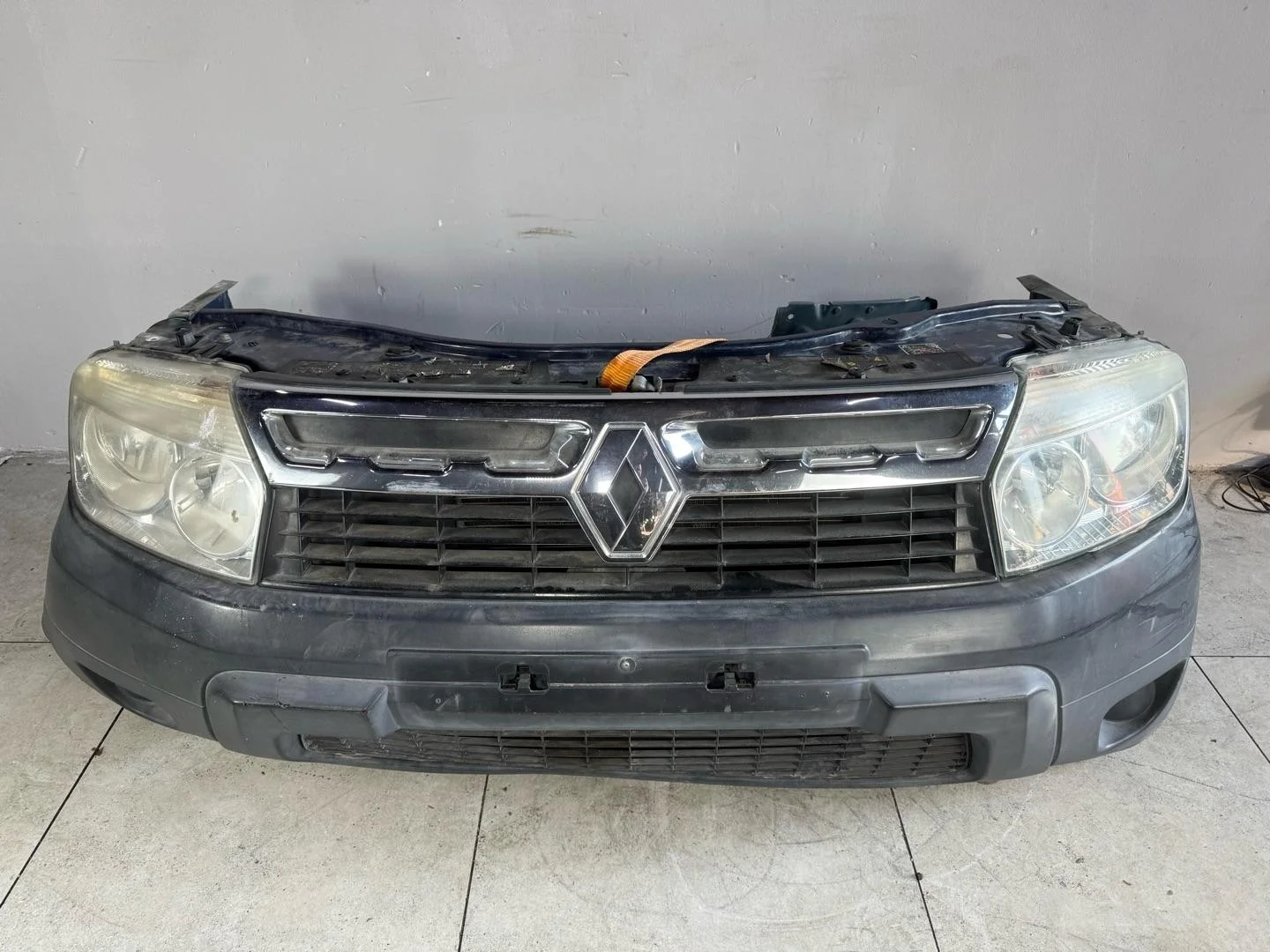 Передняя часть (ноускат) Renault Duster 2014