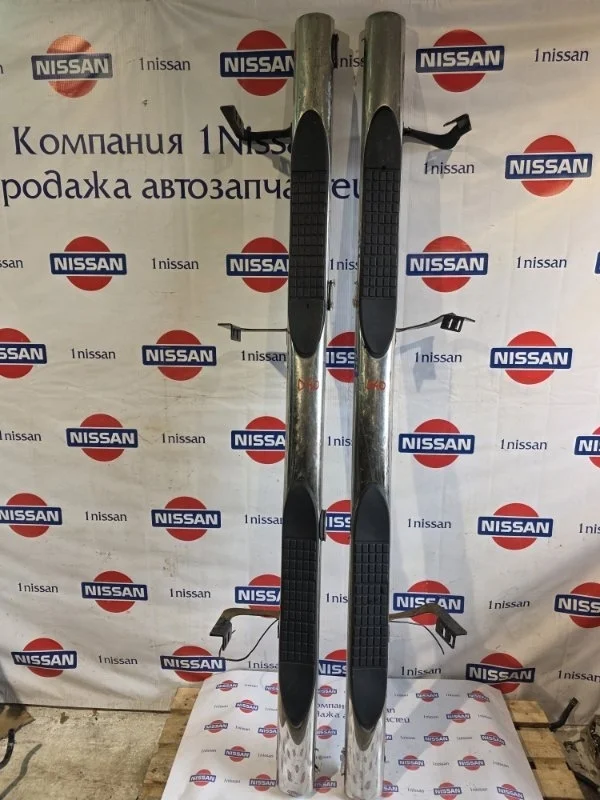 Подножка Nissan Navara 2014 96101EB10A D40 V9X