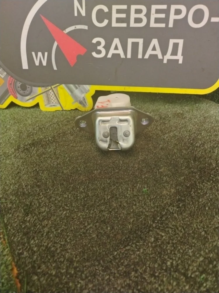 Замок багажника Subaru Forester 2018 63032FG102 S13 FB20B