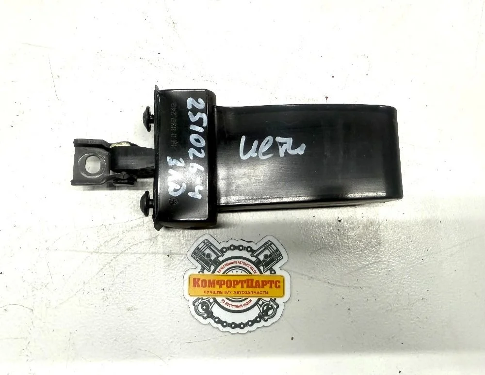 Ограничитель двери Skoda Yeti I (2009—2014)