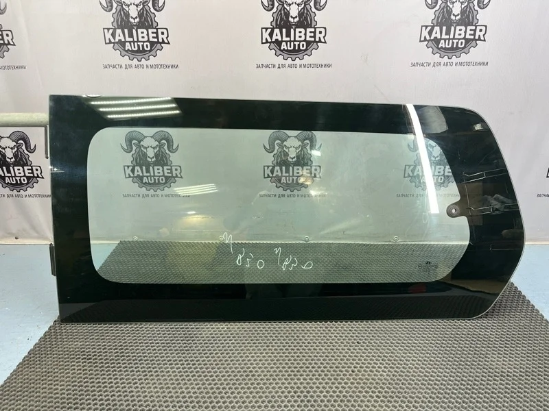 Стекло кузовное/форточка Hyundai Grand Starex/H1 2012 878404H031 2.5 D4CB, заднее левое