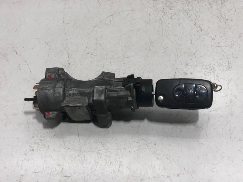 Замок зажигания Audi A6 C5 4B2 AFB 2.5 ДИЗЕЛЬ 2000