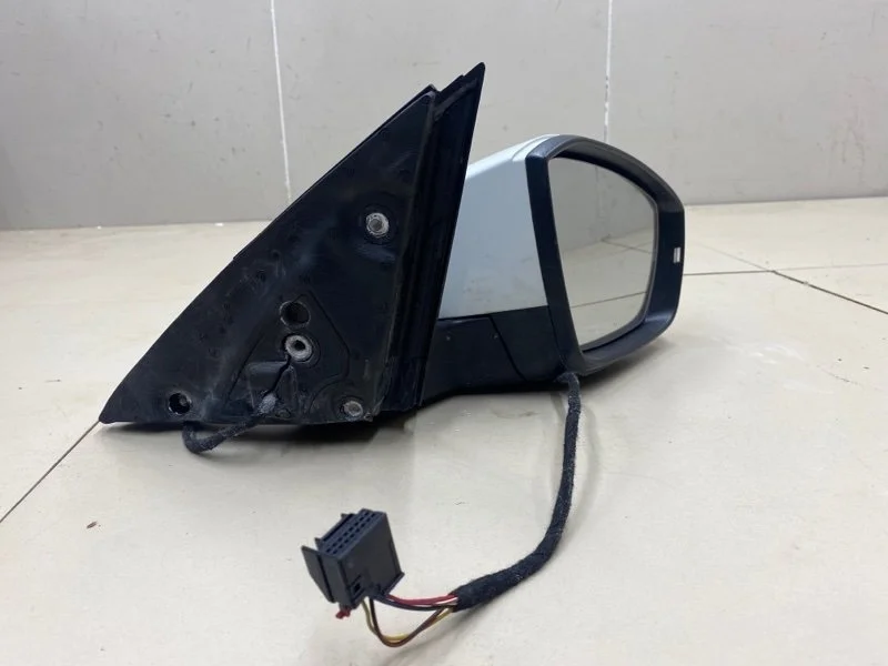 Зеркало элект. правое Skoda Octavia A7 CWVA 2018