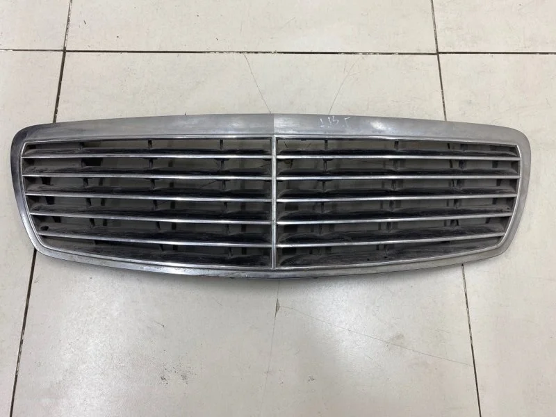 Решетка радиатора Mercedes-Benz E-Class W211