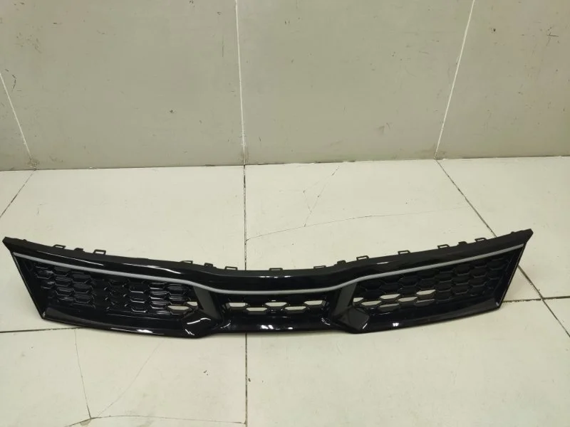 Решетка радиатора Kia Rio X-line После 2020