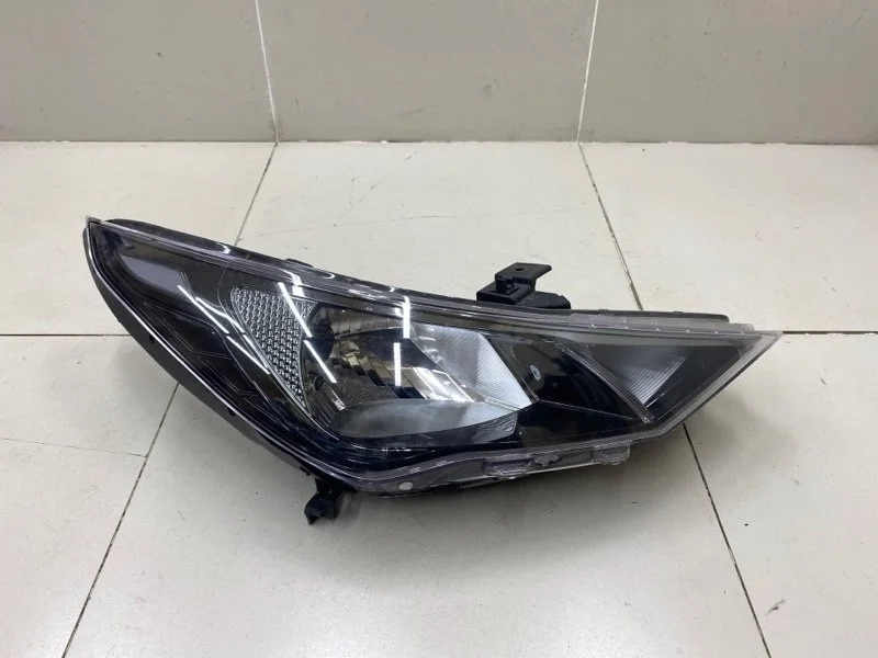 Фара передняя правая Hyundai Solaris 2 2020