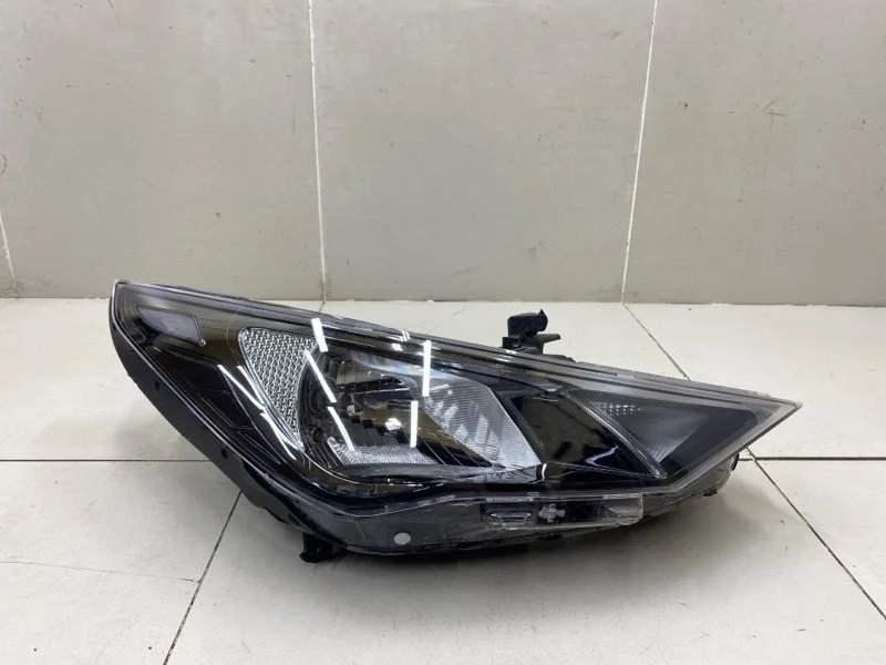 Фара правая Hyundai Solaris 2 2020