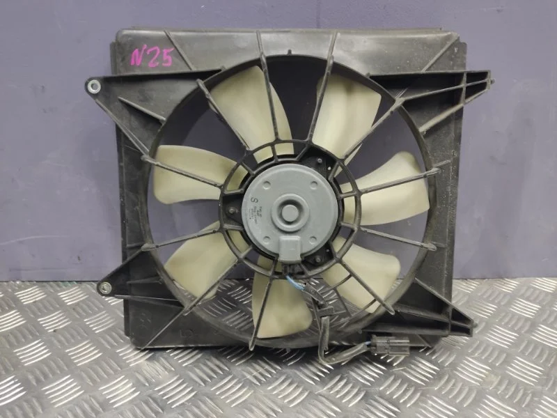 Вентилятор радиатора Honda Accord 2012 38615R40A01 CW2 K24A