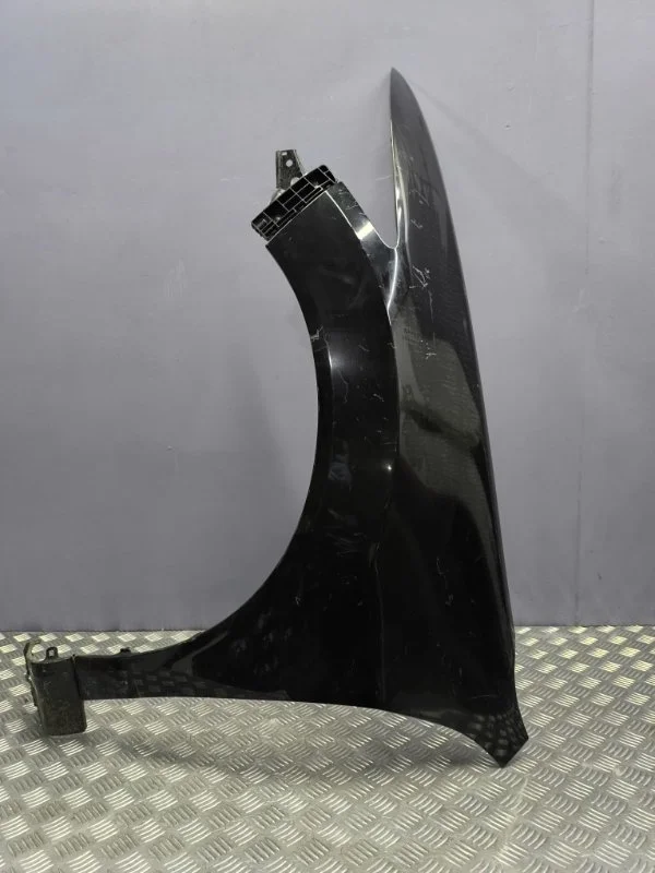 Крыло переднее левое Honda Accord 2012 60260TL0G00ZZ CW2 K24A