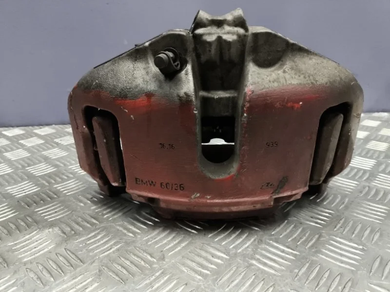 Суппорт передний левый BMW 6 2011 34116786817 F13 N63B44A