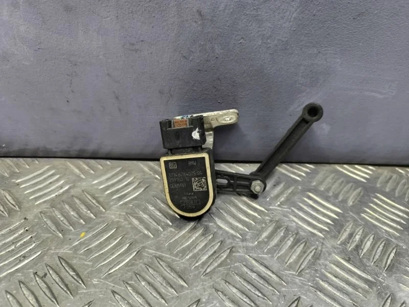 Датчик высоты дорожного просвета BMW 6 2011 37146870000 F13 N63B44A