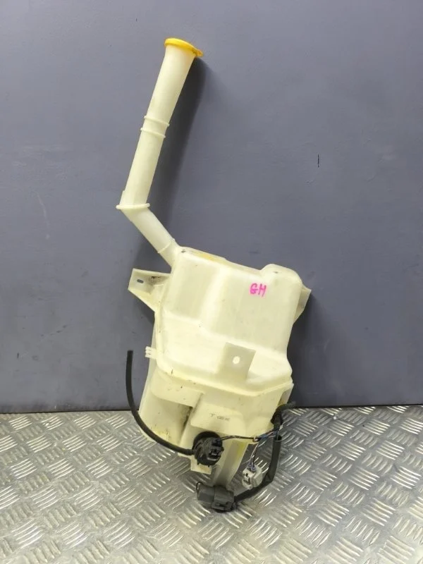 Бачок омывателя Mazda 6 2007 GS1E67481 GH LF-VE