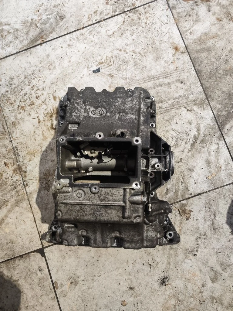 Поддон двигателя Mercedes-benz C-Class W205 2015 OM651