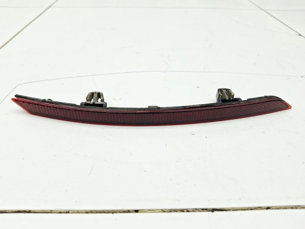 Отражатель в бампер задний левый Volkswagen Polo 5 2016