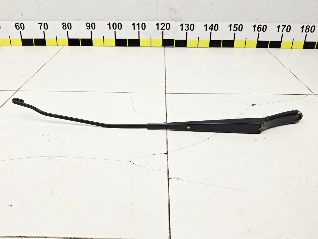 Поводок стеклоочистителя передний правый Volkswagen Polo 5 2016