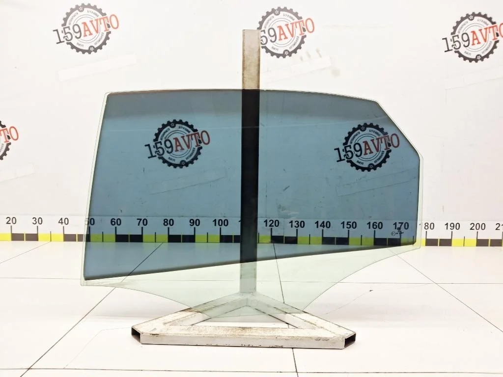 Стекло двери задней левой Volkswagen Polo 5 2016