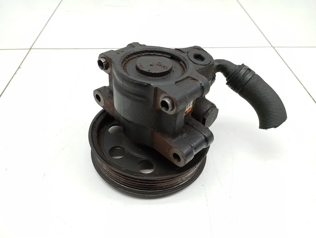 Насос гидроусилителя Ford Focus 1